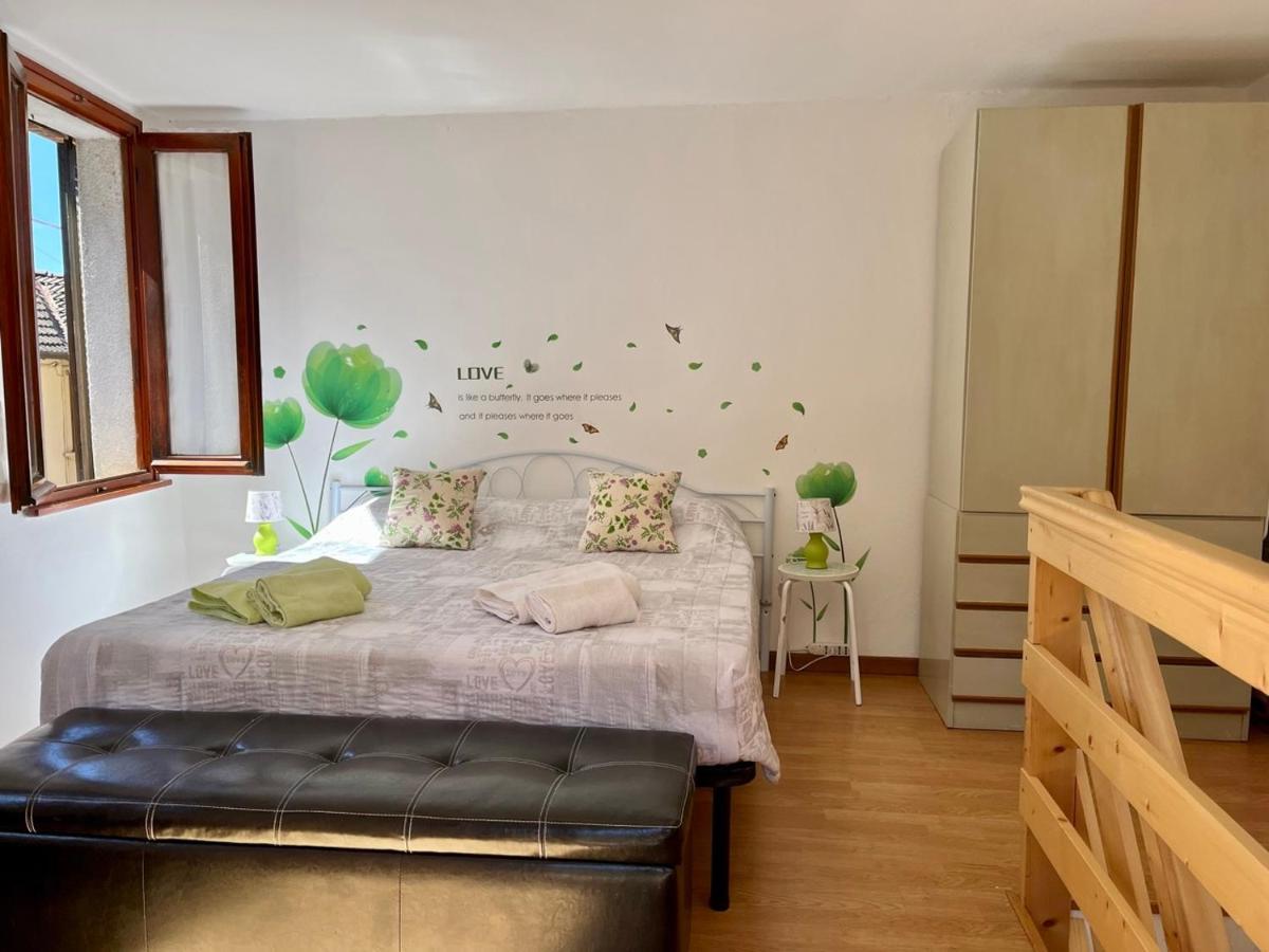 Casa Elena Lägenhet Sueglio Exteriör bild